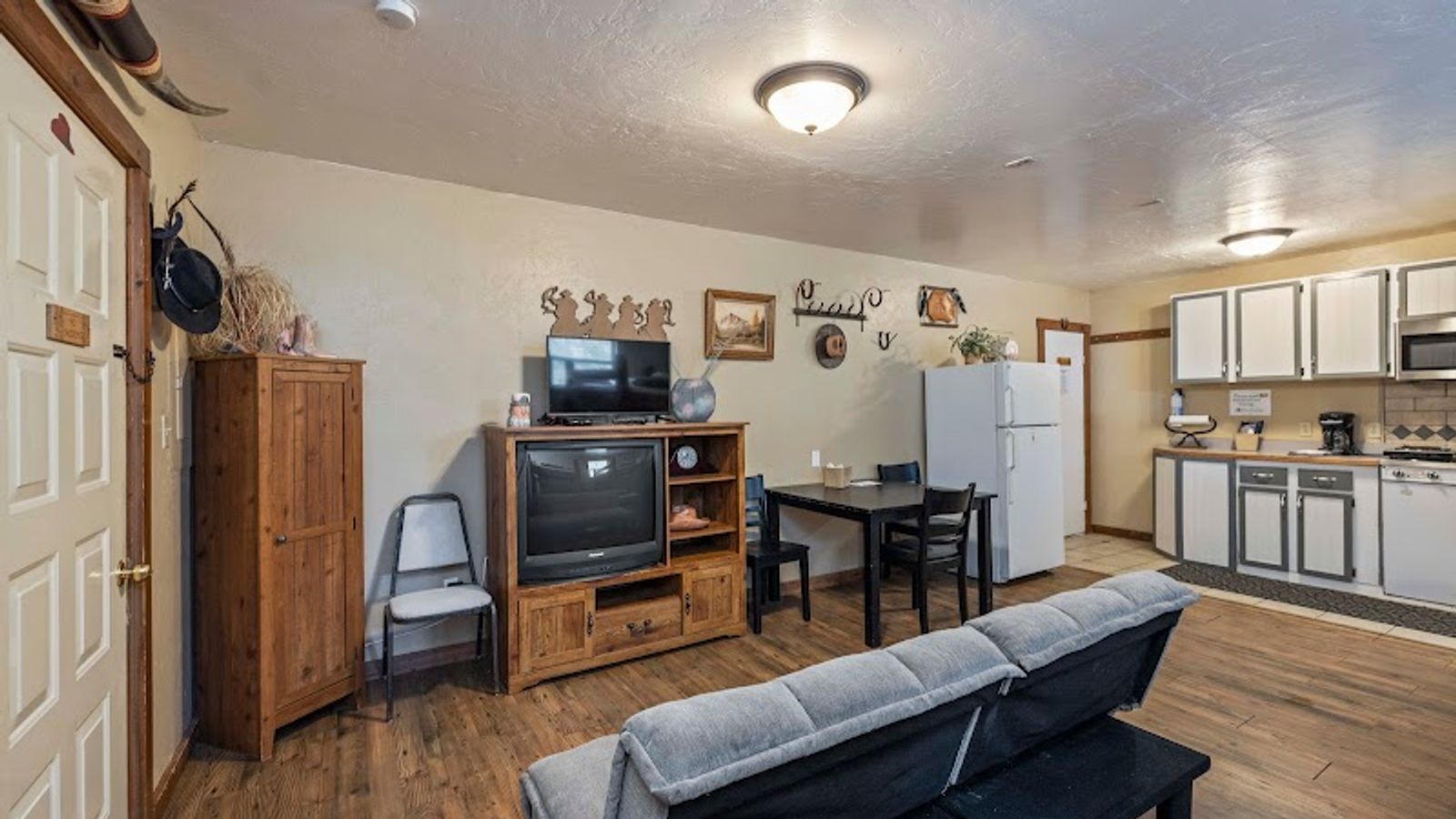 Photo of Birch Glen Lodge and Motel