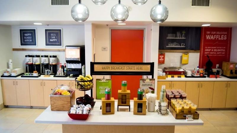 Photo of Hampton Inn & Suites Modesto-Salida