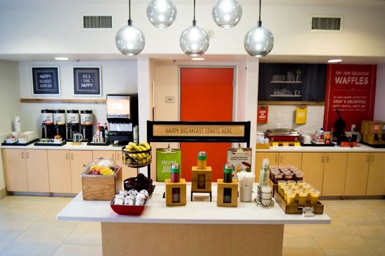 Photo of Hampton Inn & Suites Modesto-Salida