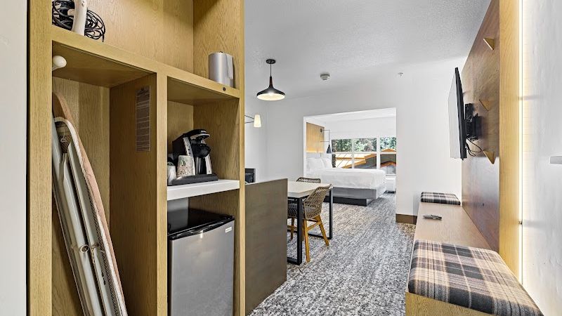 Photo of The Evergreen Hotel