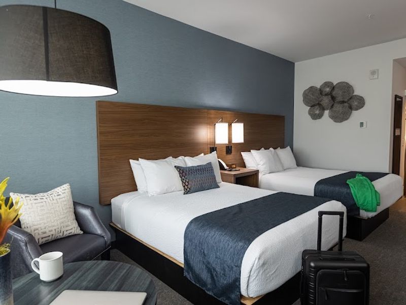 Photo of Hayward Inn - Room, 2 Queen Beds