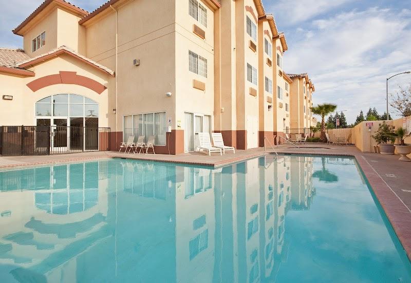 Photo of Holiday Inn Express Madera-Yosemite Park Area by IHG