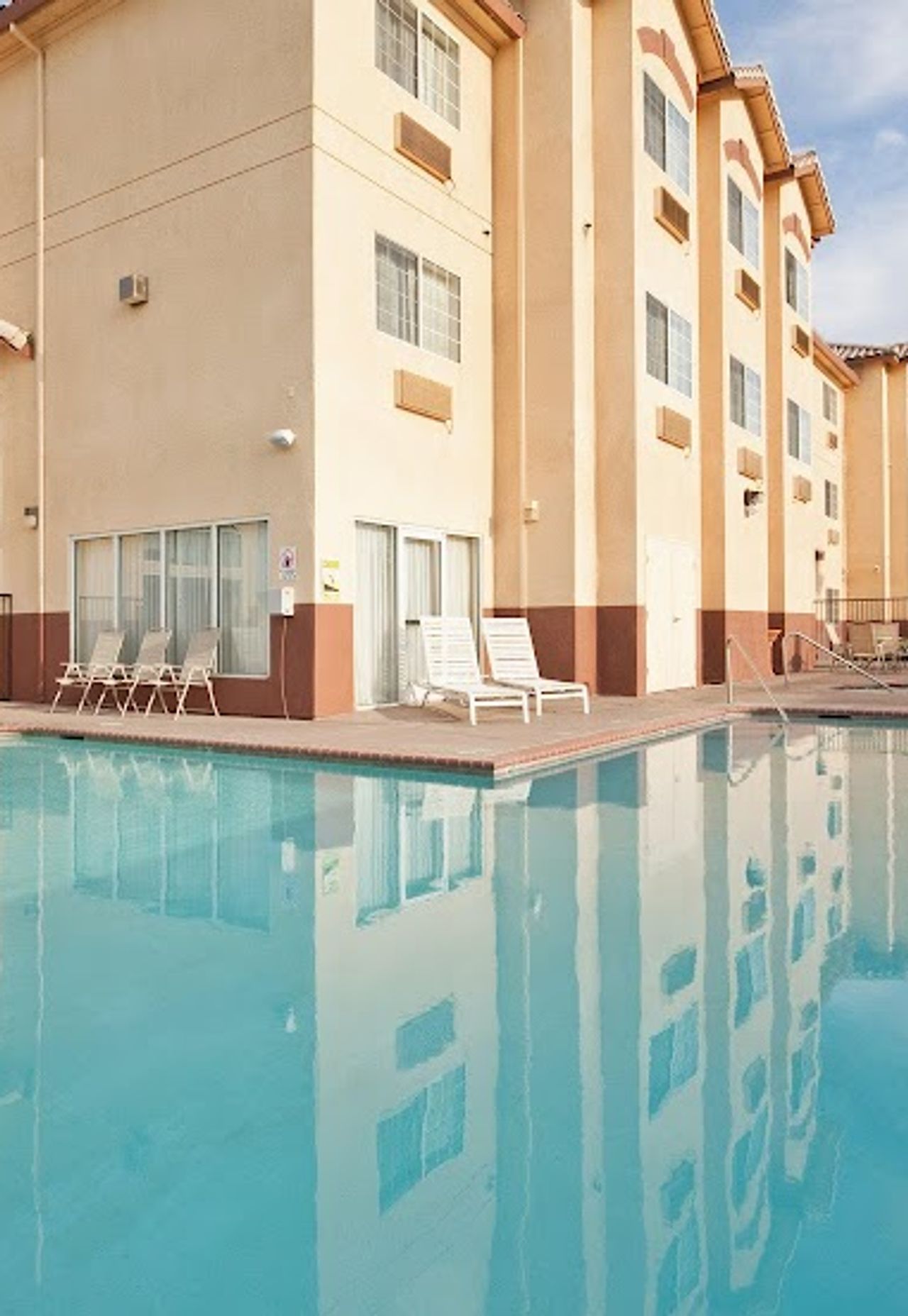 Photo of Holiday Inn Express Madera-Yosemite Park Area by IHG