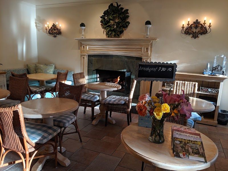 Photo of Cottage Grove Inn