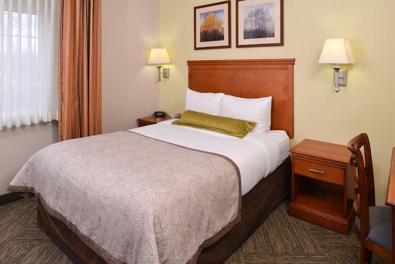 Photo of Candlewood Suites Boise - Towne Square, an IHG Hotel