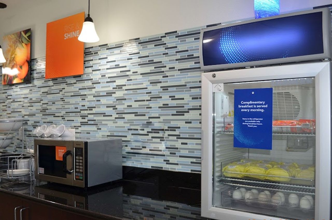 Photo of Comfort Suites