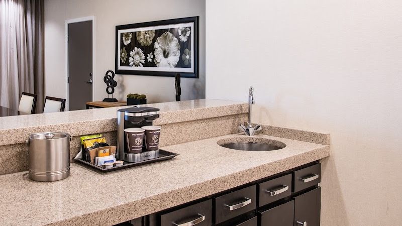 Photo of DoubleTree by Hilton Hotel Portland