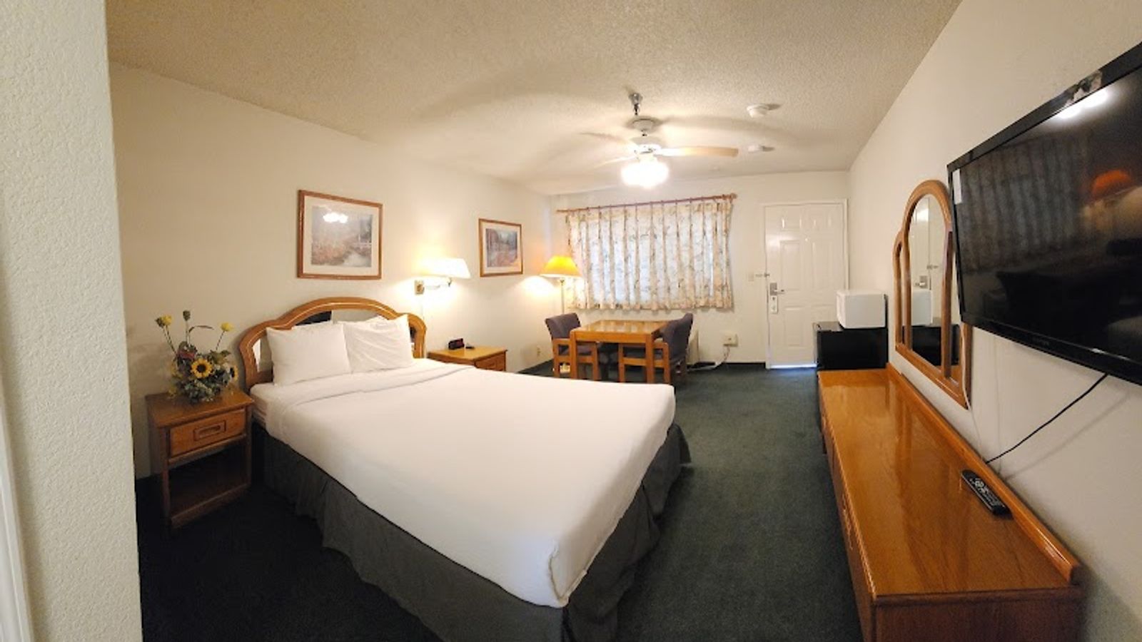 Photo of Formosa Inn