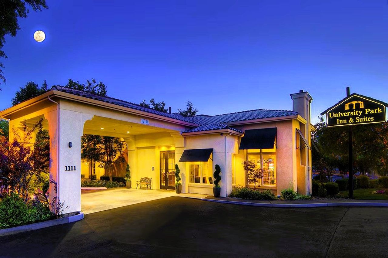 University Park Inn and Suites