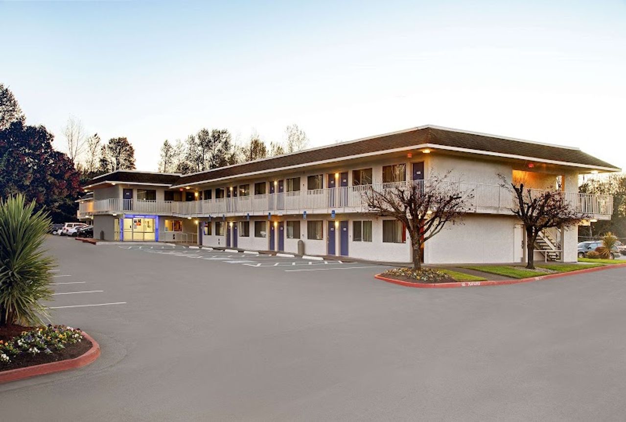 Photo of Motel 6 Troutdale, OR - Portland East