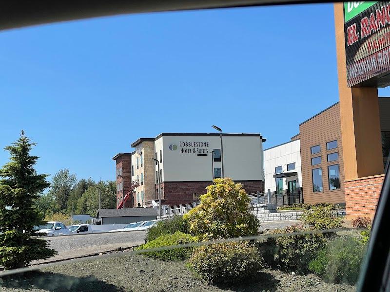 Photo of Cobblestone Hotel & Suites - Lynden