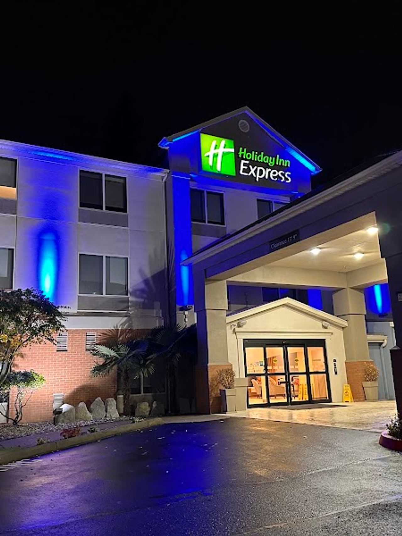 Photo of Holiday Inn Express Bothell