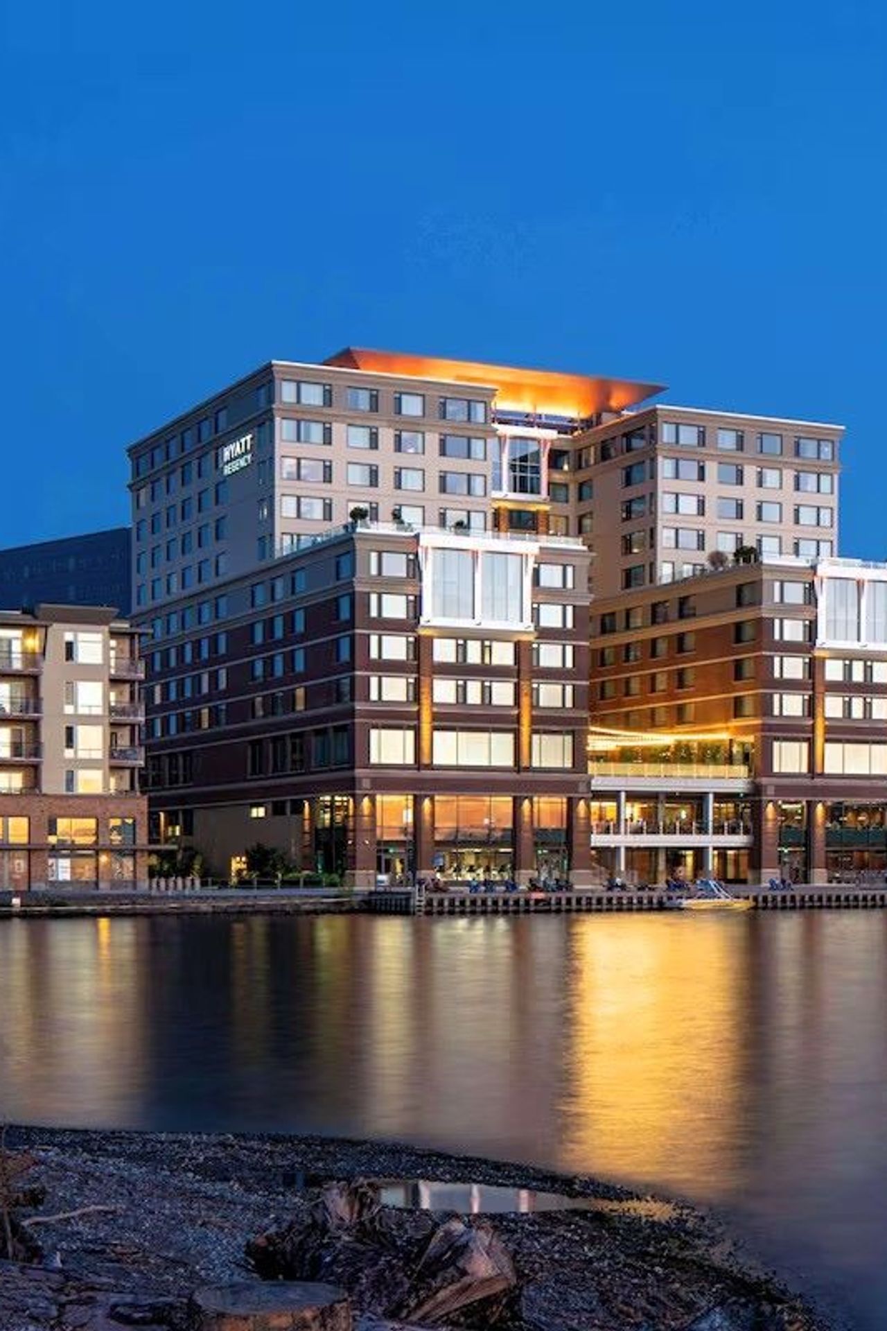 Hyatt Regency Lake Washington at Seattle's Southport