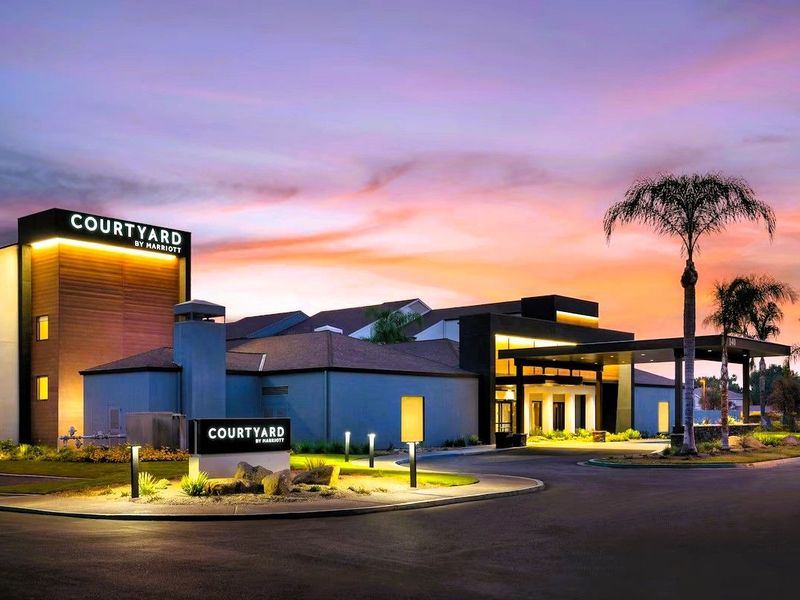 Courtyard Fresno