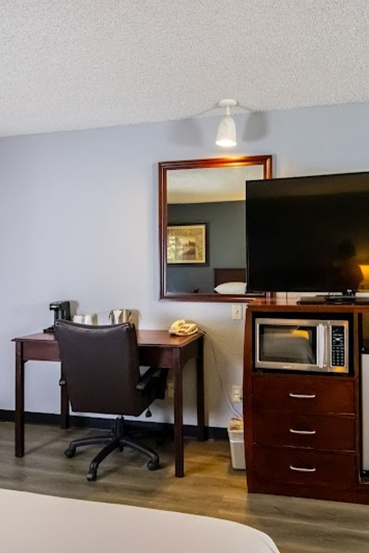Photo of Red Lion Inn & Suites Vancouver