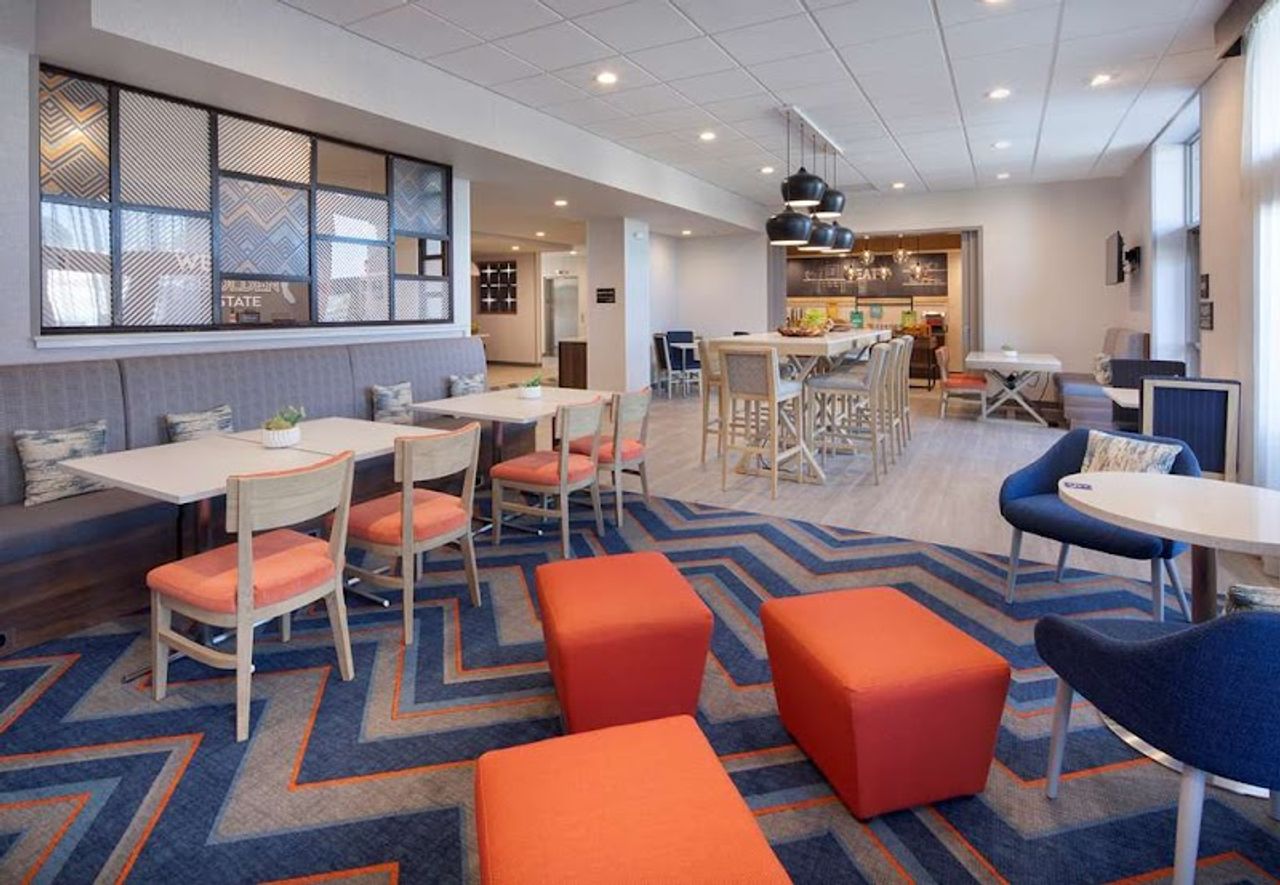 Photo of Hampton Inn Santa Cruz West