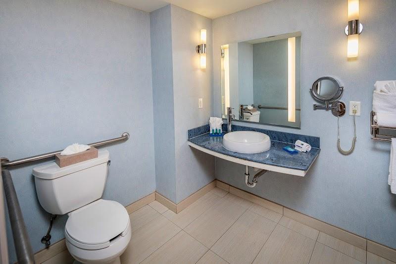 Photo of Holiday Inn Express & Suites Modesto-Salida by IHG