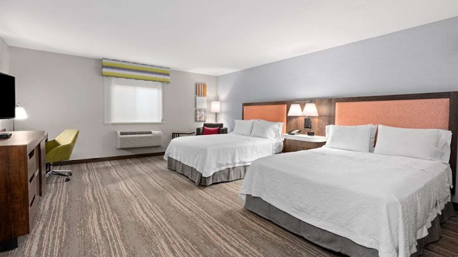 Photo of Hampton Inn & Suites Burlington