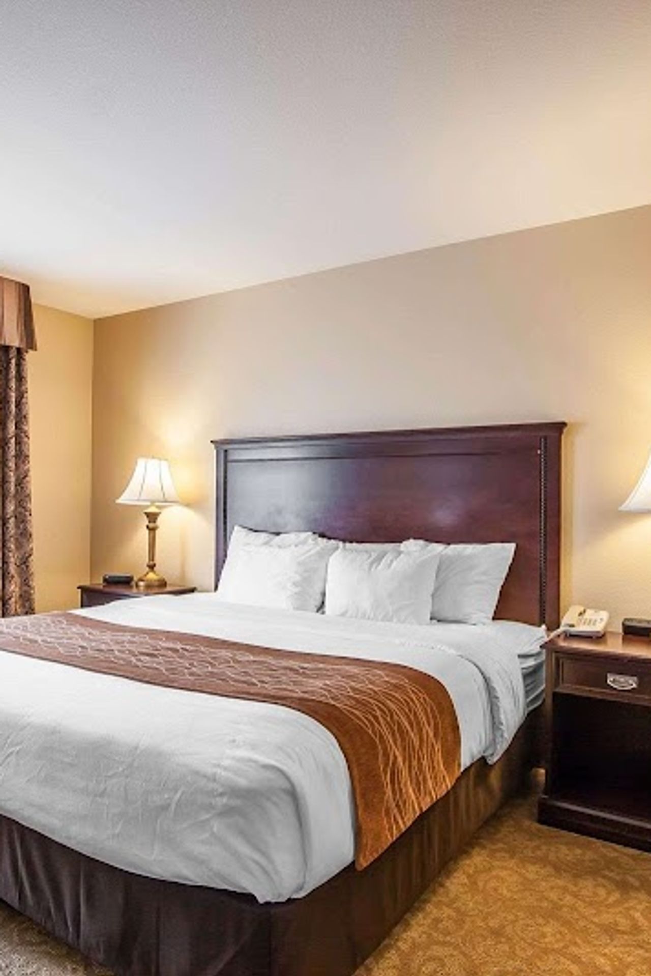 Photo of Comfort Inn & Suites McMinnville Wine Country