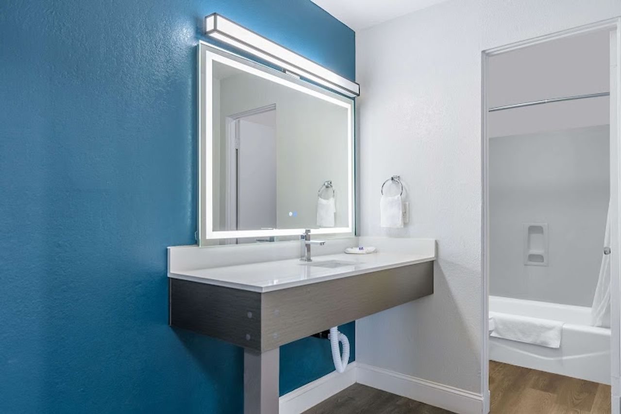 Photo of Studio 6 Suites Madera, CA - Yosemite