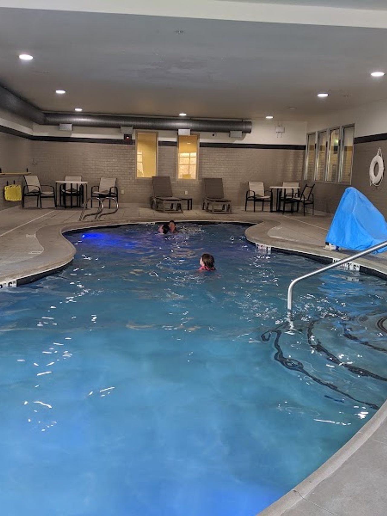 Photo of Holiday Inn Express & Suites Boise Airport, an IHG Hotel