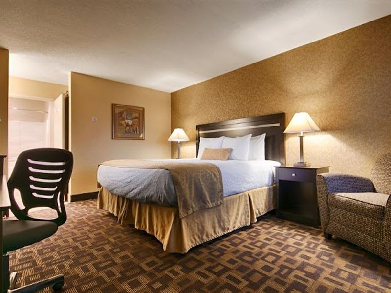 Photo of Best Western Plus Pleasanton Inn