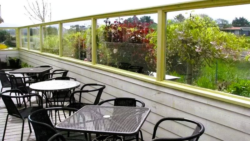 Pacific City Inn - Terrace, patio