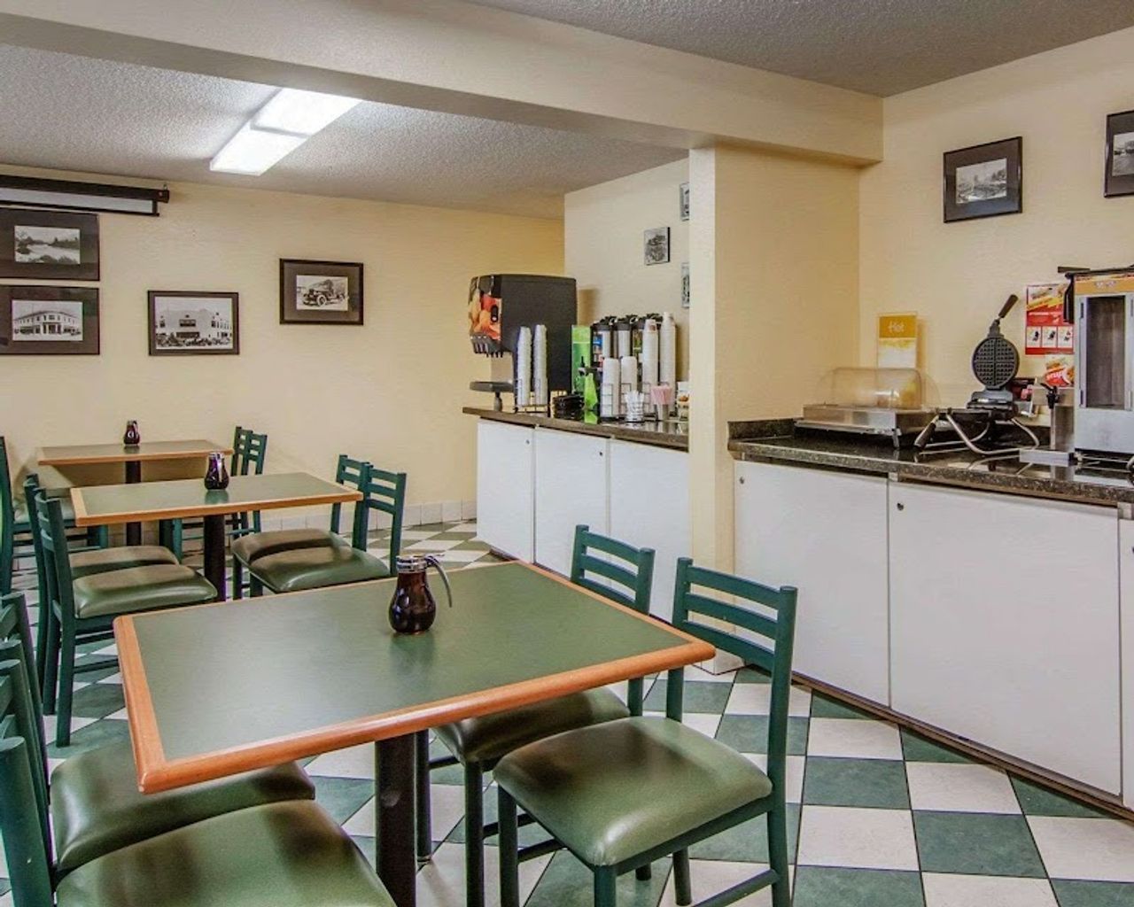 Photo of Quality Inn & Suites Medford Airport