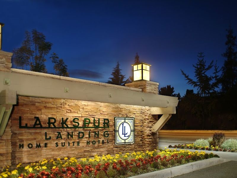 Photo of Larkspur Landing Extended Stay Suites Bellevue