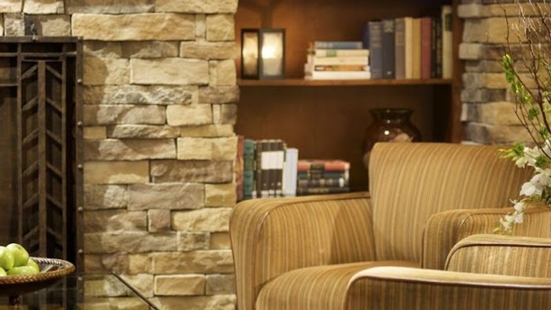 Photo of Larkspur Landing Extended Stay Suites Bellevue