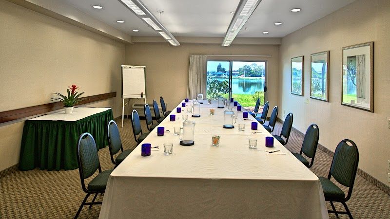 Photo of Executive Inn & Suites