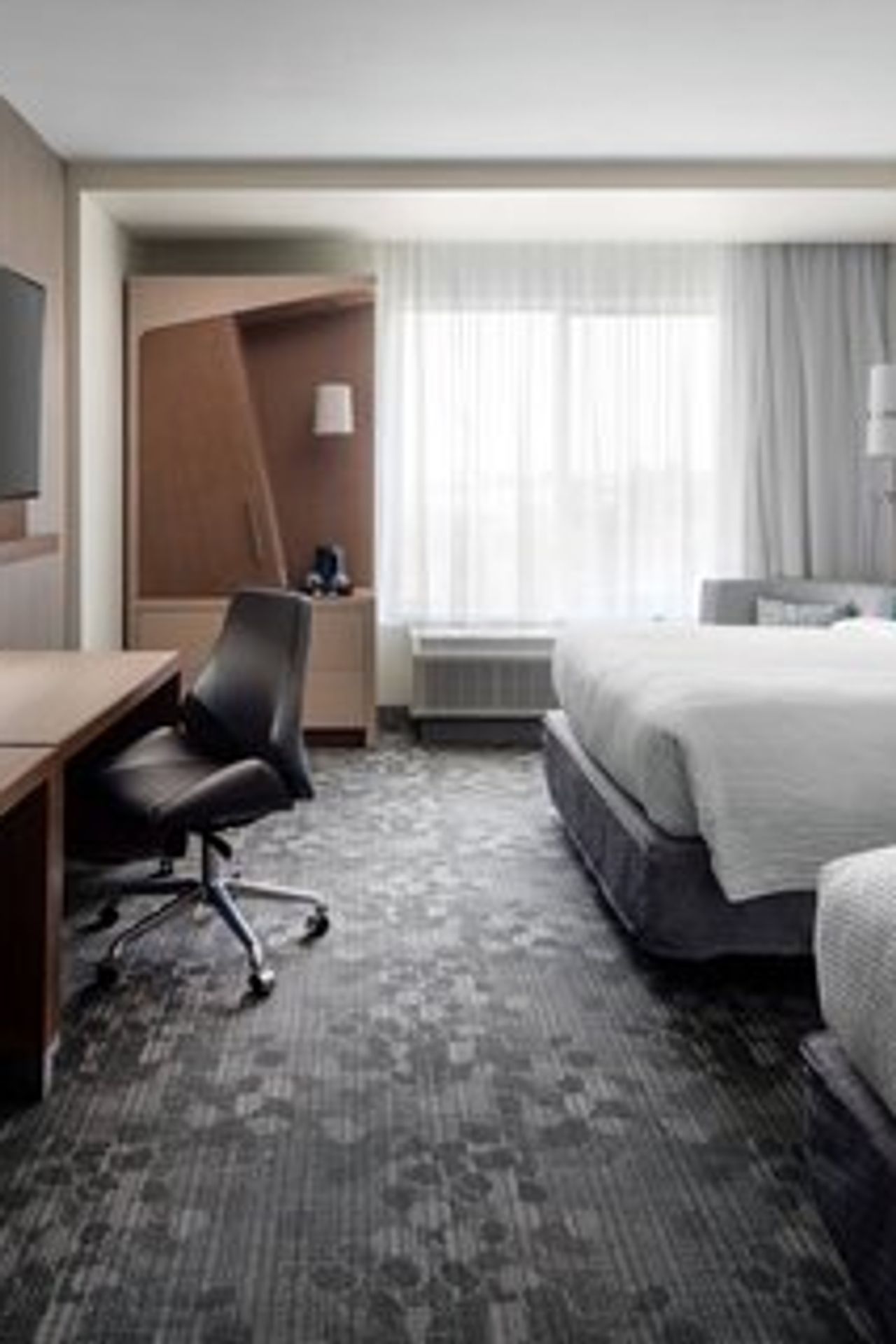 Photo of Courtyard Pullman