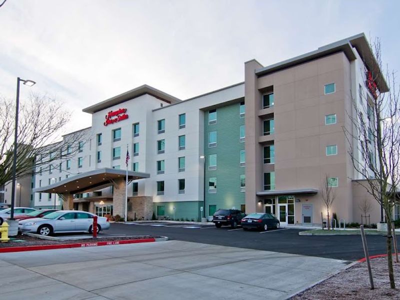 Photo of Hampton Inn & Suites Bellevue Downtown-Seattle