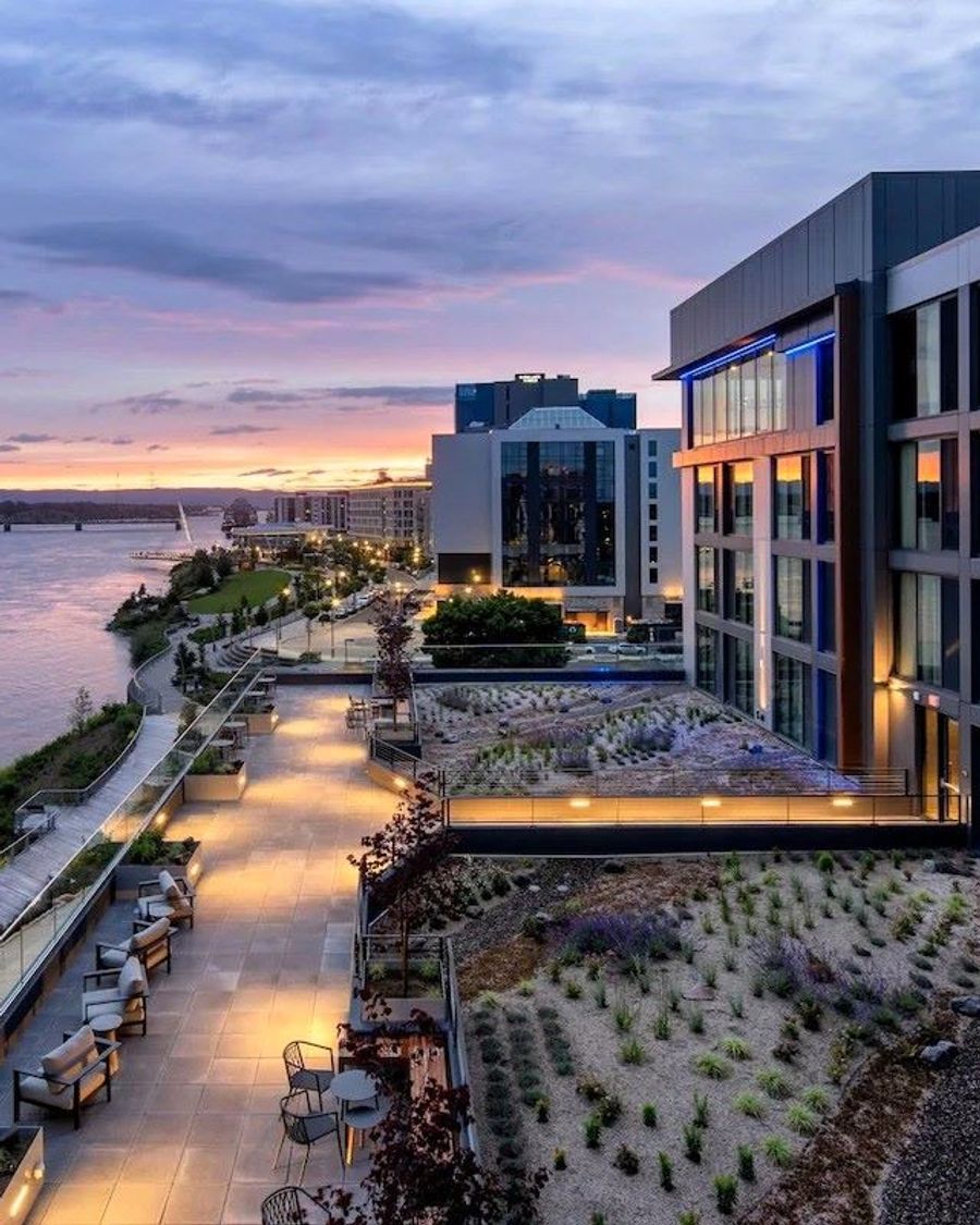 AC Hotel Vancouver Waterfront