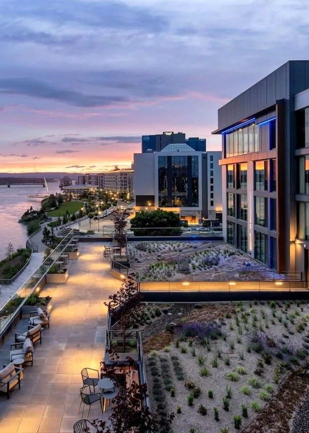 AC Hotel Vancouver Waterfront