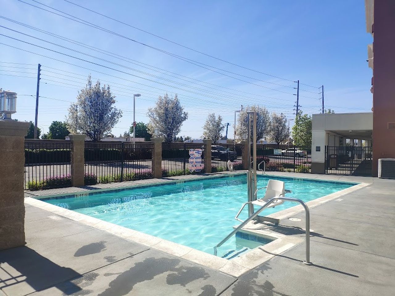 Photo of Holiday Inn Express & Suites Modesto-Salida by IHG