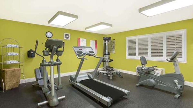 Photo of Baymont by Wyndham Modesto Salida