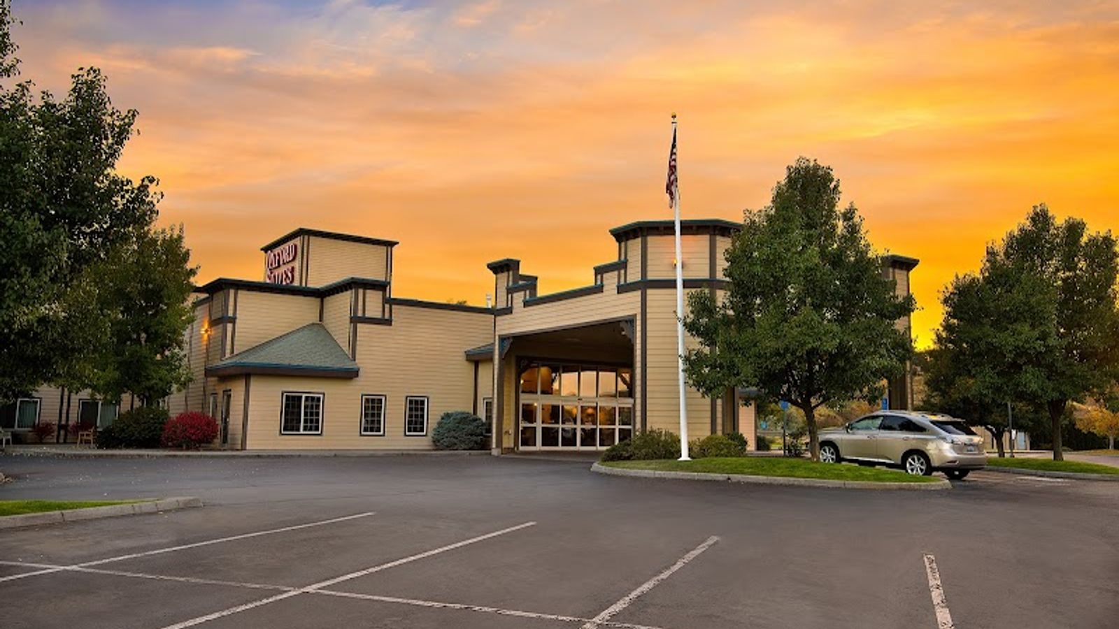 Oxford Suites Pendleton