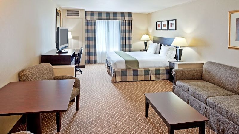 Photo of Holiday Inn Express & Suites Marysville, an IHG Hotel