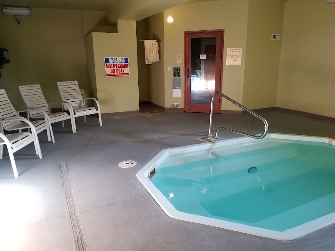 Photo of Palace Inn & Suites