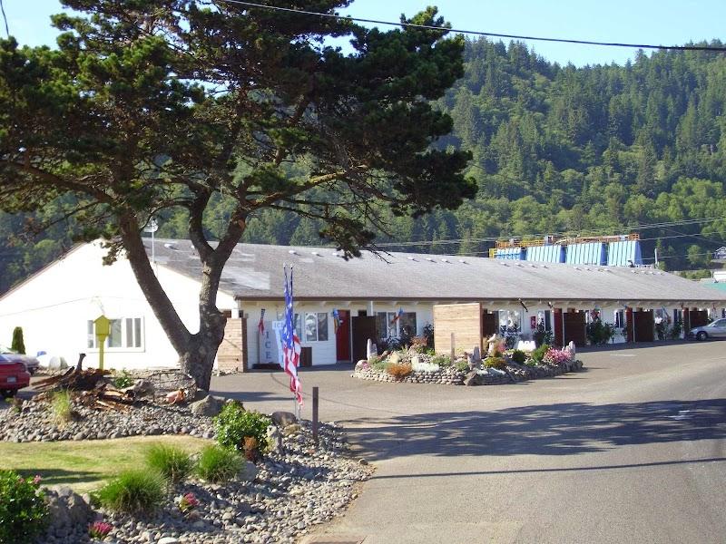 Harborview Inn & RV Park