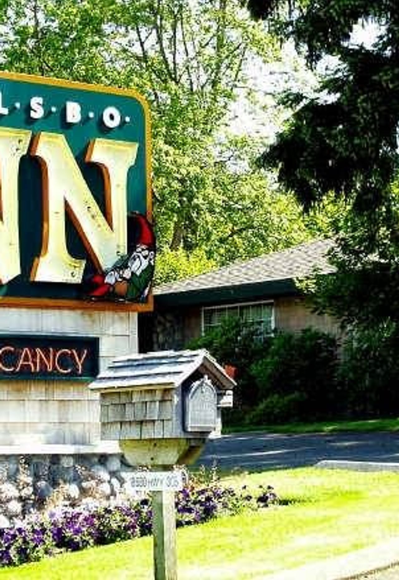 Photo of Poulsbo Inn & Suites