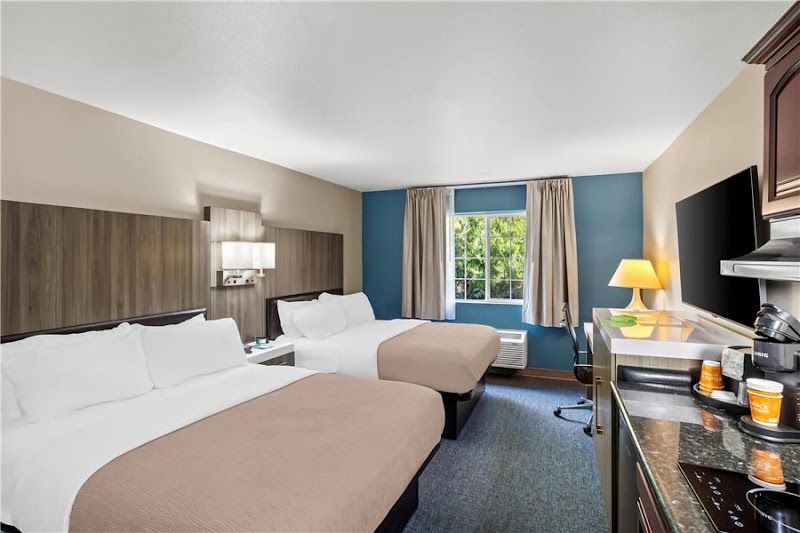 Photo of Quality Inn Port Orchard - Room, 2 queen beds