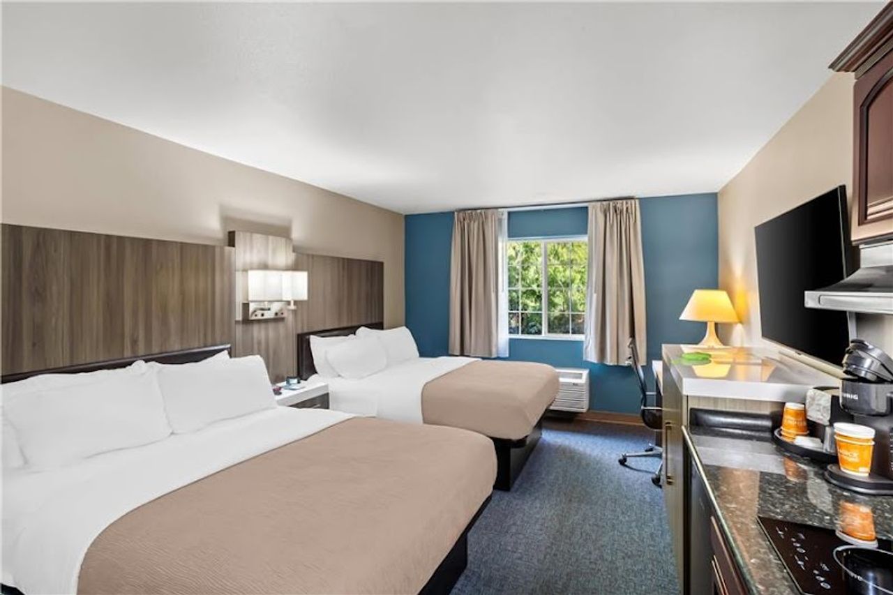 Photo of Quality Inn Port Orchard - Room, 2 queen beds
