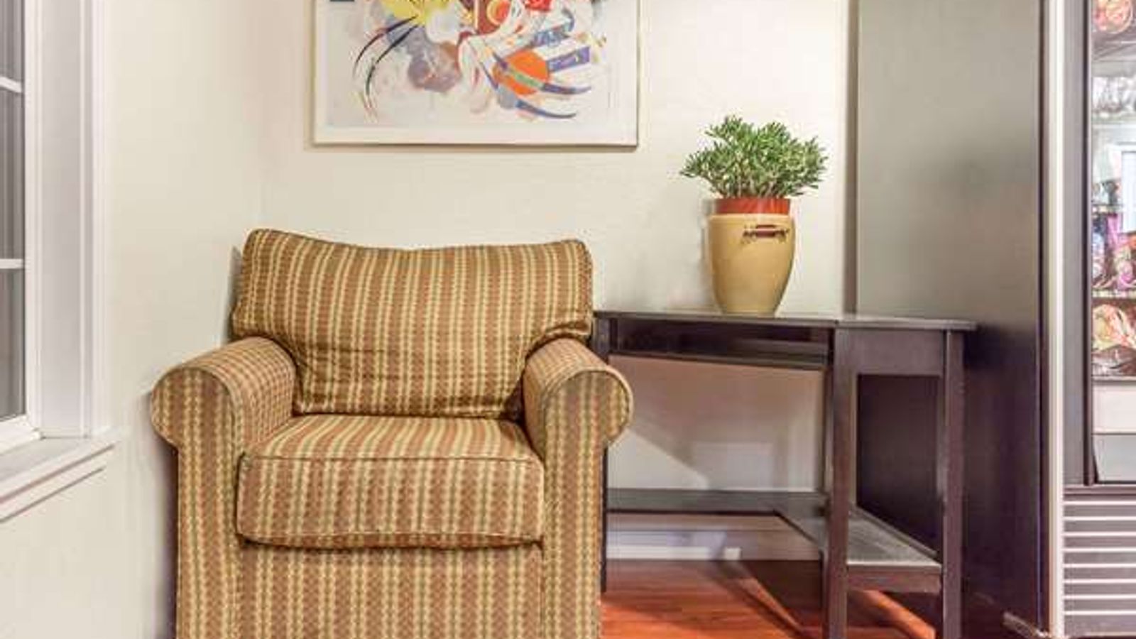 Photo of Travelodge by Wyndham Fairfield/Napa Valley