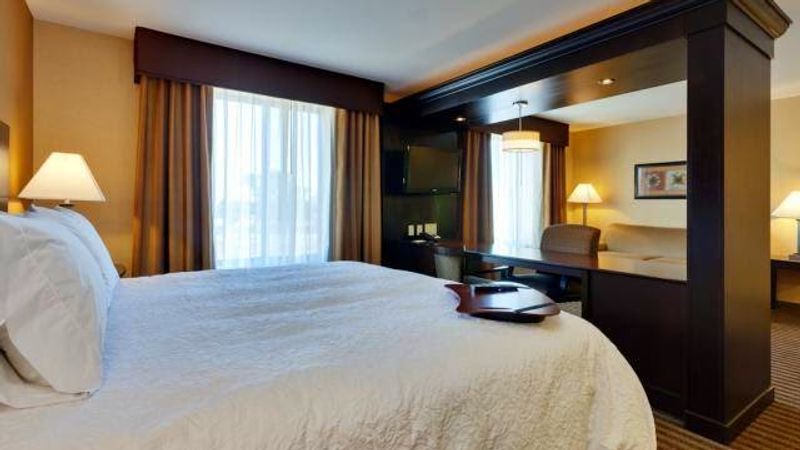 Photo of Hampton Inn & Suites Fresno-Northwest