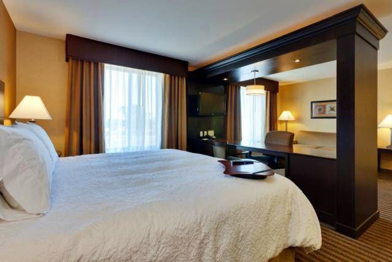 Photo of Hampton Inn & Suites Fresno-Northwest