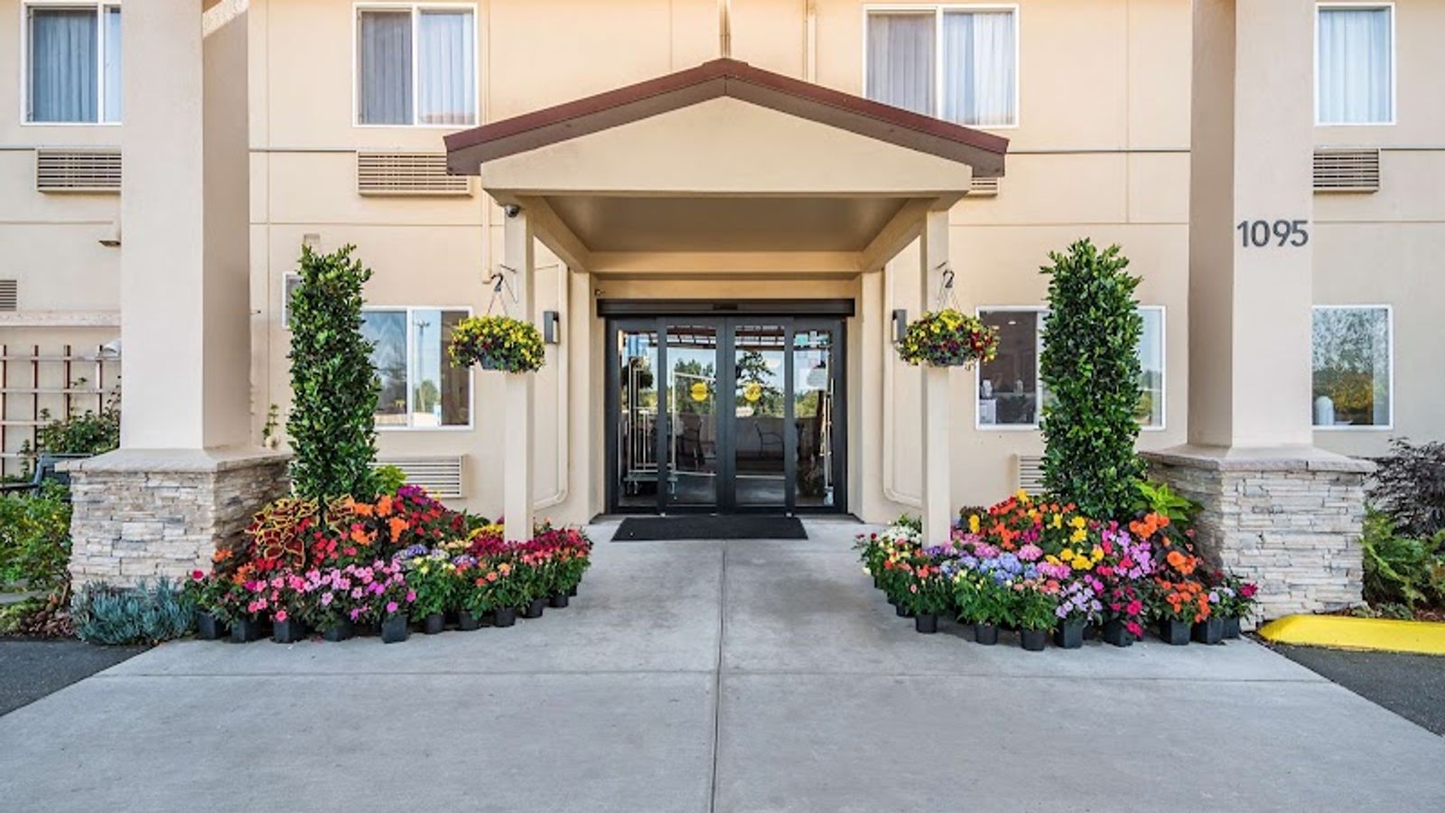 Photo of Red Lion Inn & Suites Sequim