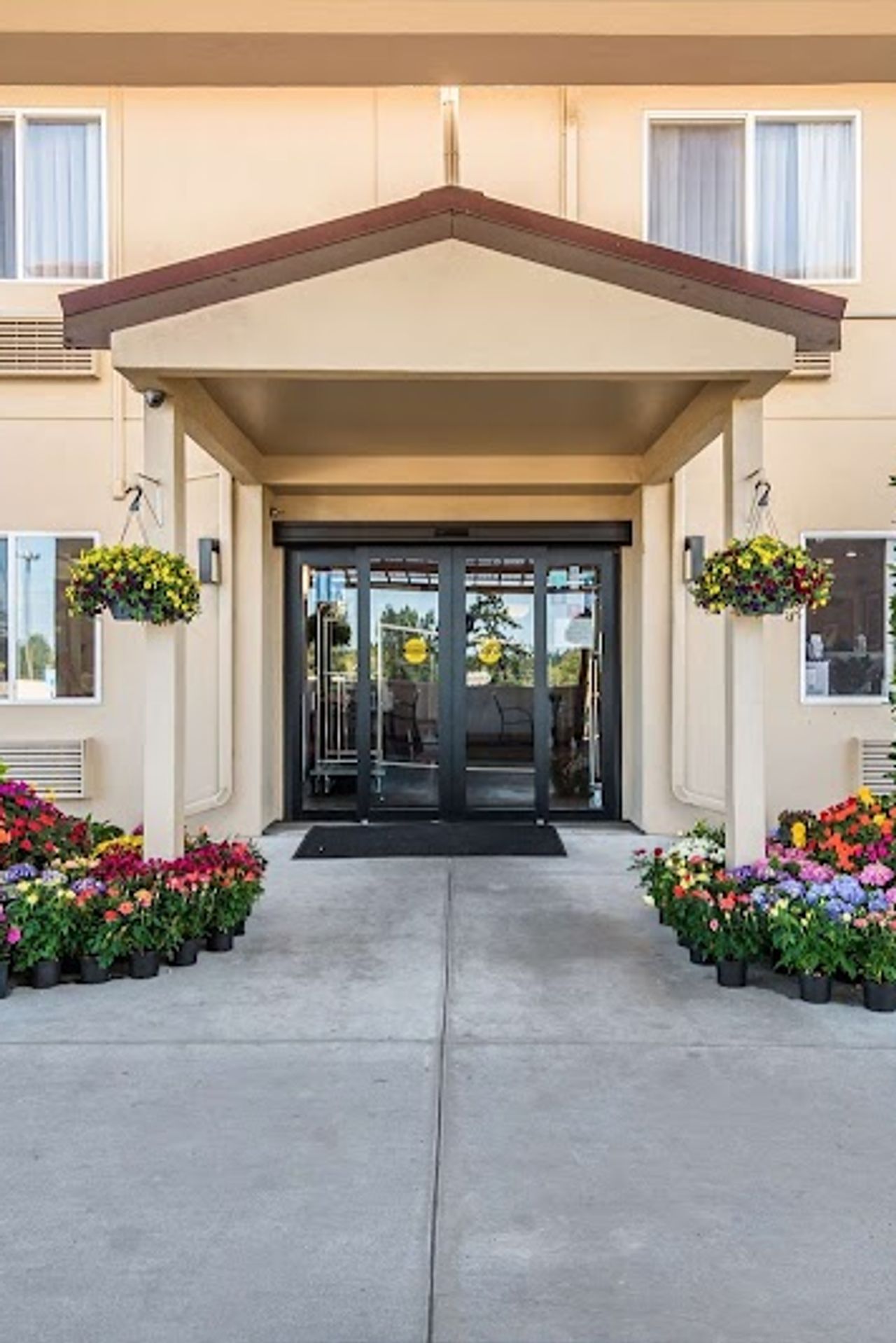 Photo of Red Lion Inn & Suites Sequim