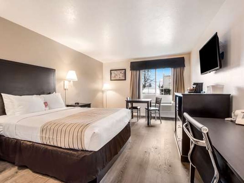 Photo of Econo Lodge Corvallis Near University
